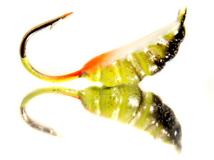 Мормышка NAUTILUS Опарыш окрашенный с ушком 2.5-084, цена за 1 шт.